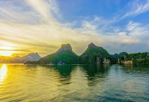 Đảo Mắt Rồng - Hạ Long
