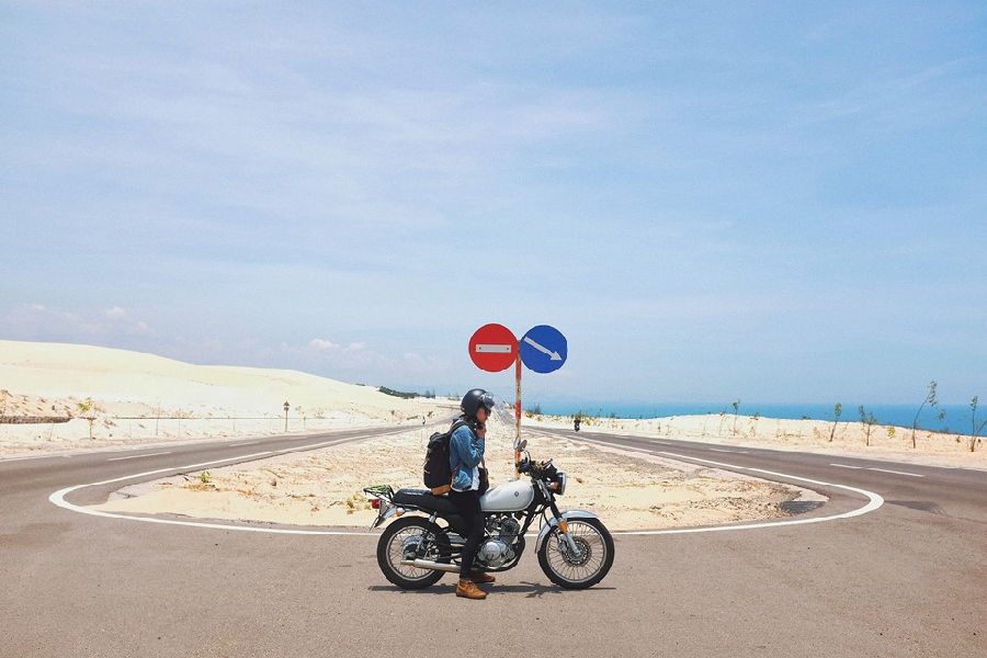 Con đường huyền thoại giữa sa mạc ở Bình Thuận